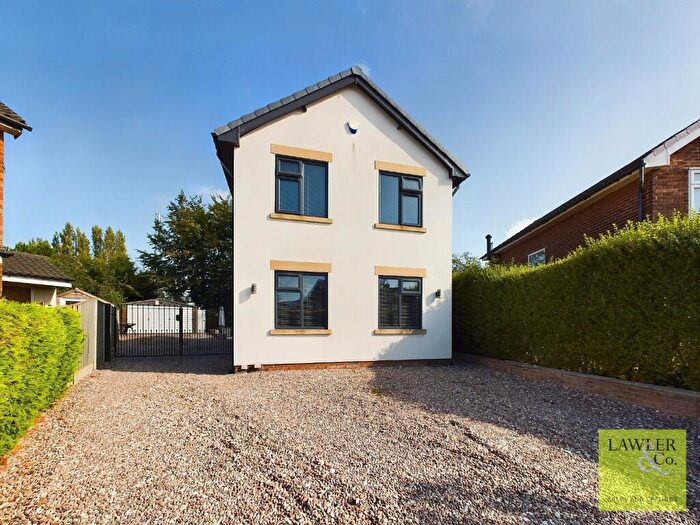 3 Bedroom Detached House For Sale In South Mead, Poynton, Stockport, Cheshire, SK12