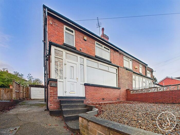 3 Bedroom Semi Detached House For Sale In Stainbeck Road, Leeds, LS7
