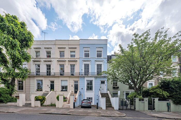 2 Bedroom Flat For Sale In Loudoun Road, London, NW8