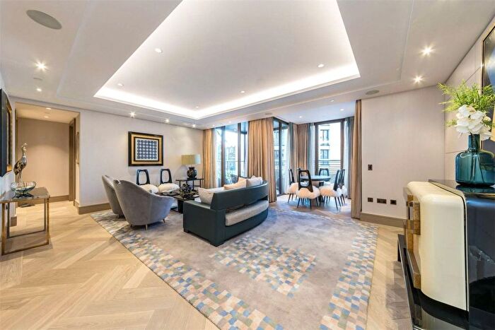 2 Bedroom Flat To Rent In Chiltern Street, Marylebone, W1U