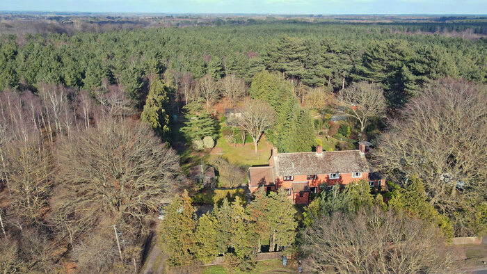 3 Bedroom Semi-Detached House For Sale In Sutton, Woodbridge, Suffolk, IP12