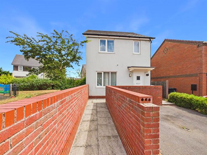 2 Bedroom Detached House For Sale In Cades Field Road, Sutton-On-Sea, LN12
