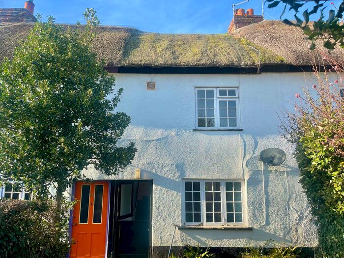 2 Bedroom Cottage To Rent In Chapel Road, Exeter, EX2