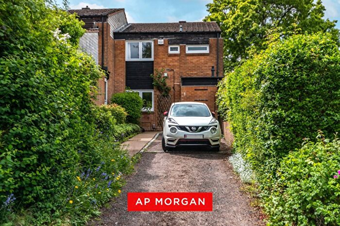 2 Bedroom End Terrace House For Sale In Red Hill Grove, Birmingham, West Midlands, B38