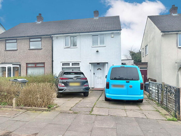 2 Bedroom Semi Detached House For Sale In Heath Way, Birmingham, B34