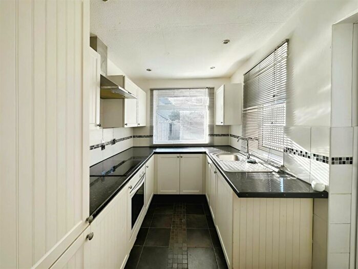 2 Bedroom House To Rent In William Street, Grays, RM17