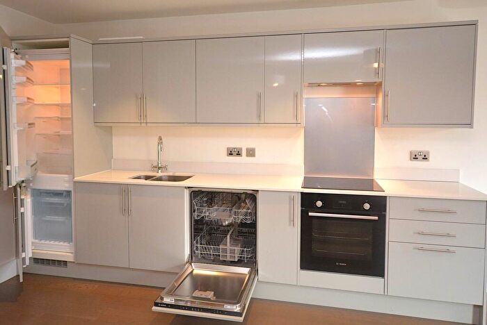 Studio For Sale In Regent Place, Sycamore Road, Amersham, HP6