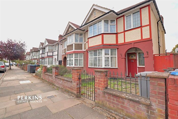 3 Bedroom Semi-Detached House For Sale In Wembley, HA9