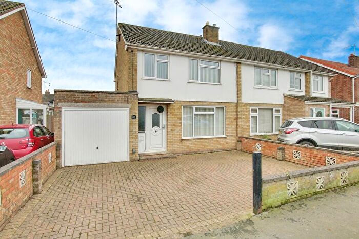 3 Bedroom Semi Detached House For Sale In Badgeney Road, March, PE15