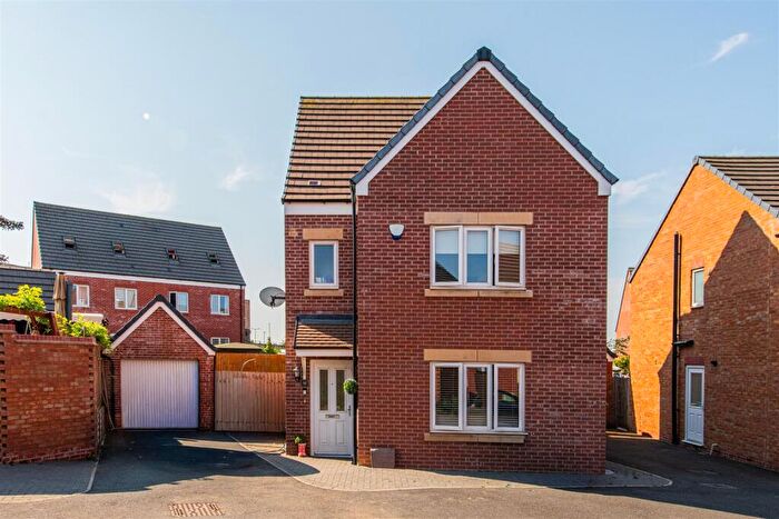 4 Bedroom Detached House For Sale In Bowman Road, Weldon, Corby, NN17