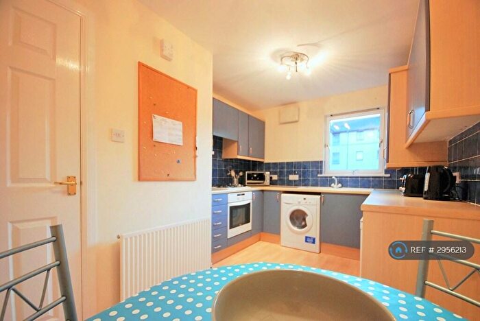 2 Bedroom Flat To Rent In Sunnybank Road, Aberdeen, AB24