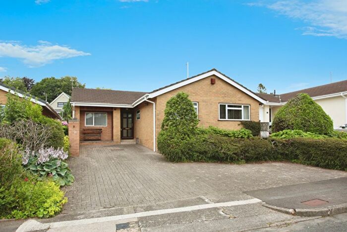 3 Bedroom Detached Bungalow For Sale In St. Davids Road, Miskin, Pontyclun, CF72