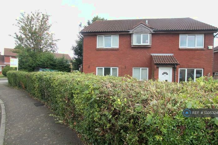 1 Bedroom Semi-Detached House To Rent In Tiptoe Close, Northampton, NN3