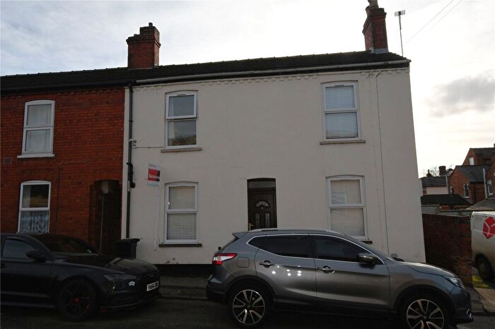 3 Bedroom End Terrace House For Sale In Urban Street, Lincoln, Lincolnshire, LN5