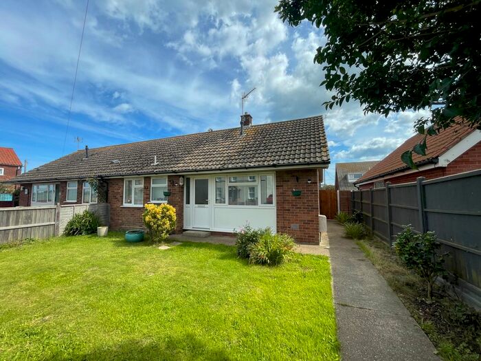 2 Bedroom Bungalow To Rent In Kimberley Road, Bacton, Norwich, NR12