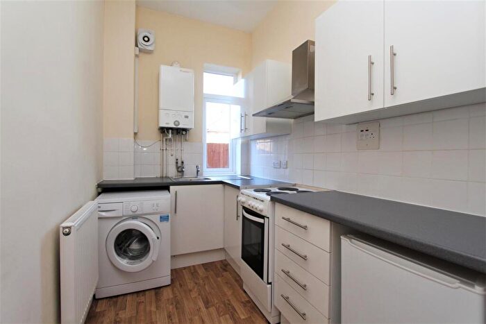 1 Bedroom Flat To Rent In Flat, A Bath Road, Keynsham, Bristol, BS31