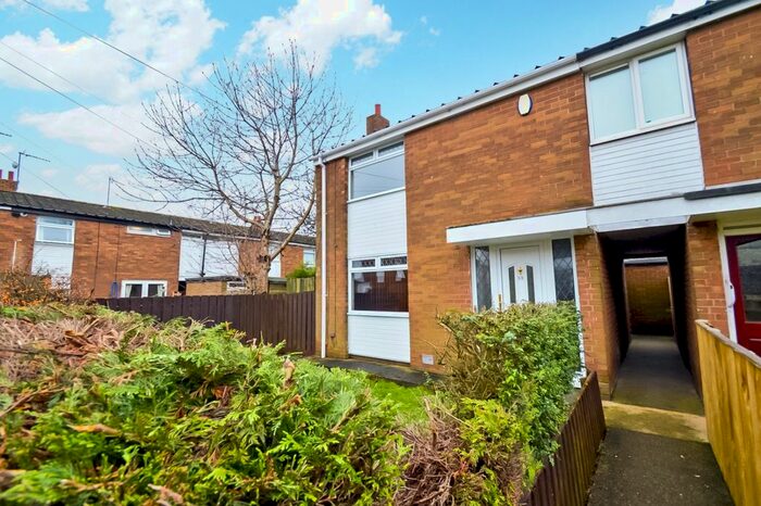 2 Bedroom Terraced House To Rent In Putney Close, Hull HU8