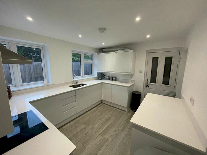 2 Bedroom Maisonette To Rent In Long Grove, Long Grove, Seer Green, Beaconsfield, HP9