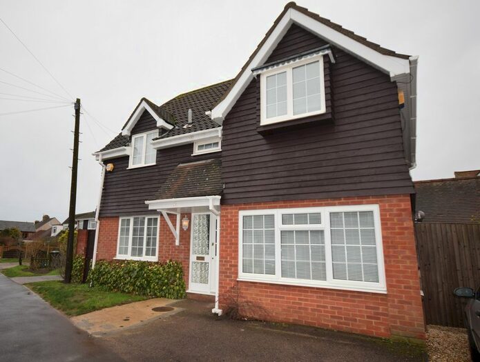 3 Bedroom Detached House To Rent In Common Road, Stotfold, SG5