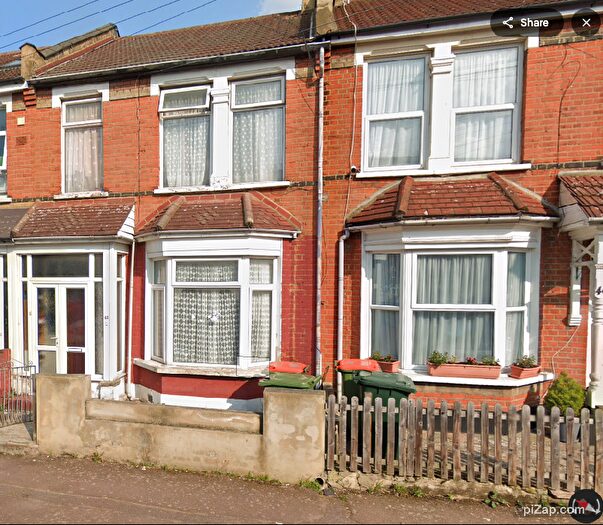 1 Bedroom Terraced House To Rent In Ashford Road, London, E6