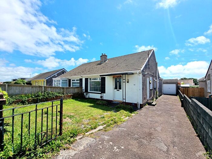 3 Bedroom Semi-Detached Bungalow For Sale In Merlin Crescent, Bridgend, CF31