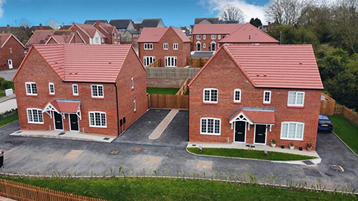 3 Bedroom Semi Detached House For Sale In Oakley Road, Shepshed, Loughborough, LE12