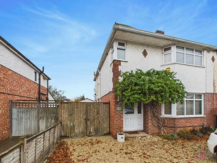 3 Bedroom Semi Detached House For Sale In Brooklyn Road, Cheltenham, GL51