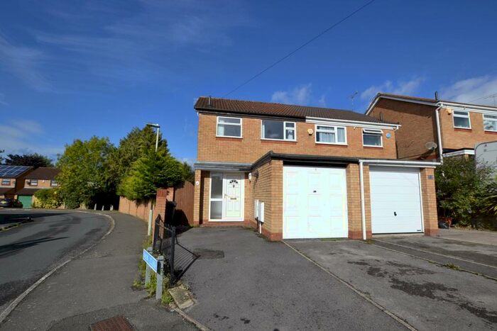 3 Bedroom House To Rent In Basil Close, Abbeydale, Gloucester, GL4