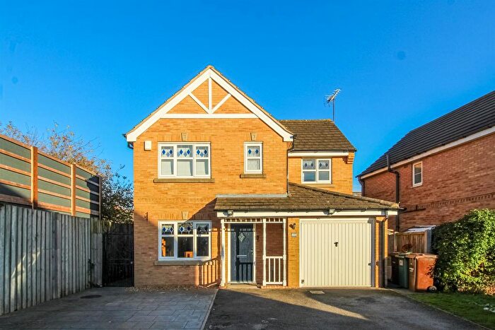 4 Bedroom Detached House For Sale In Merefield Way, Castleford, WF10