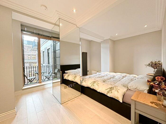 2 Bedroom Flat To Rent In Westminster Green, Westminster, London, SW1P