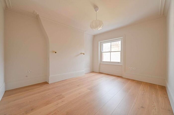 2 Bedroom Flat For Sale In , Crouch End, London, N8