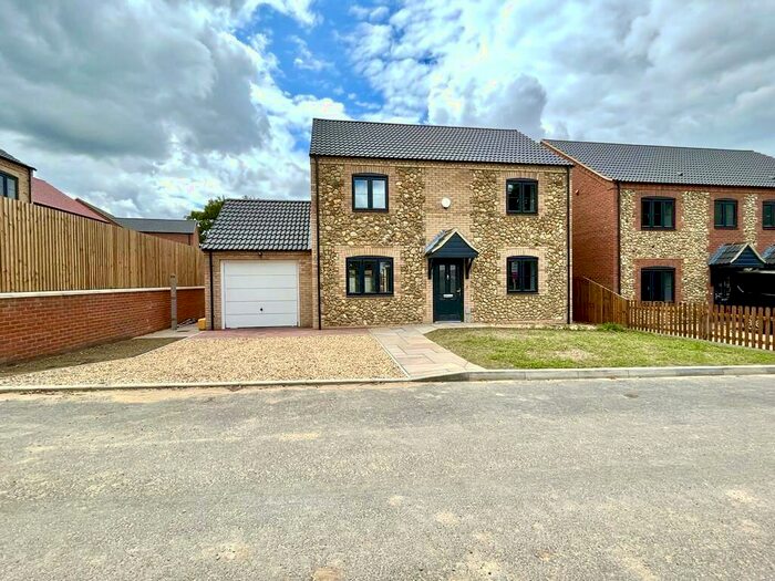 4 Bedroom Detached House To Rent In Church View Road, Methwold, IP26