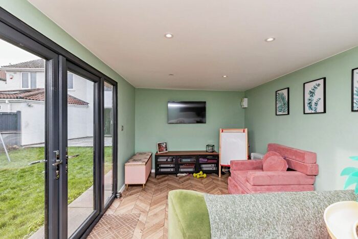 3 Bedroom Semi-Detached House For Sale In Willoughby Close, Bishopsworth, Bristol, BS13