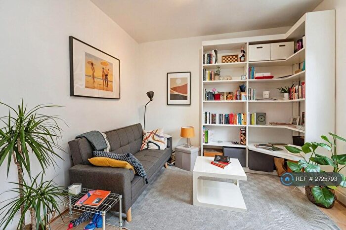 1 Bedroom Flat To Rent In Caledonian Road, London, N7