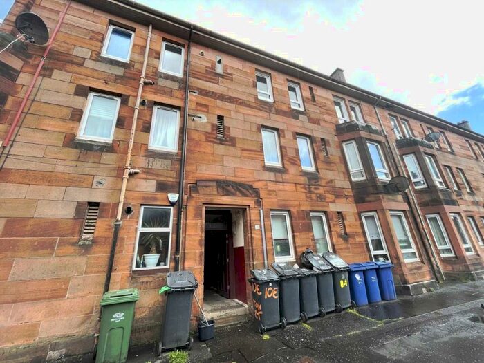 2 Bedroom Flat To Rent In Houston Street, Renfrew, PA4