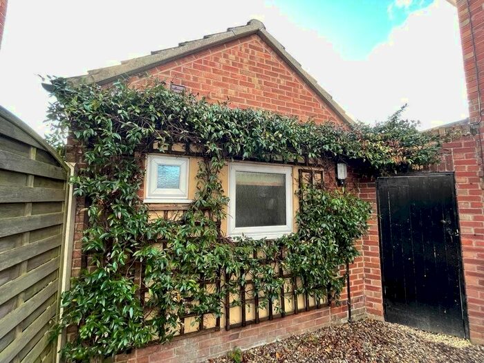 1 Bedroom Studio To Rent In Christchurch Road, Norwich, NR2