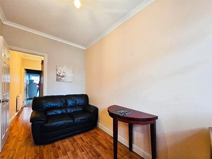 Detached House To Rent In Belmont Avenue, New Malden, KT3