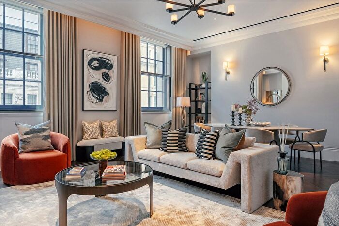 1 Bedroom Flat For Sale In The Owo Residences By Raffles, Whitehall, London, SW1A