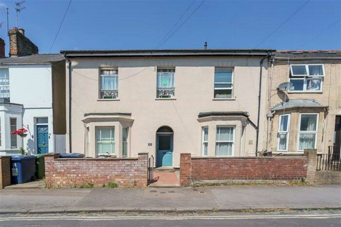 1 Bedroom Apartment To Rent In James Street, Oxford, OX4