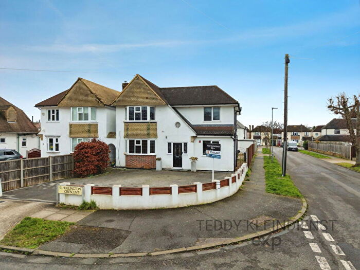 5 Bedroom Detached House For Sale In Hollington Crescent, New Malden, KT3