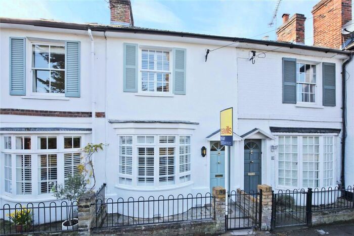 2 Bedroom Terraced House To Rent In Park Road, Esher, Surrey, KT10