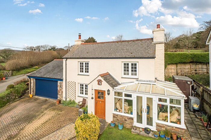 4 Bedroom Cottage For Sale In Rising Sun, Callington, Cornwall, PL17