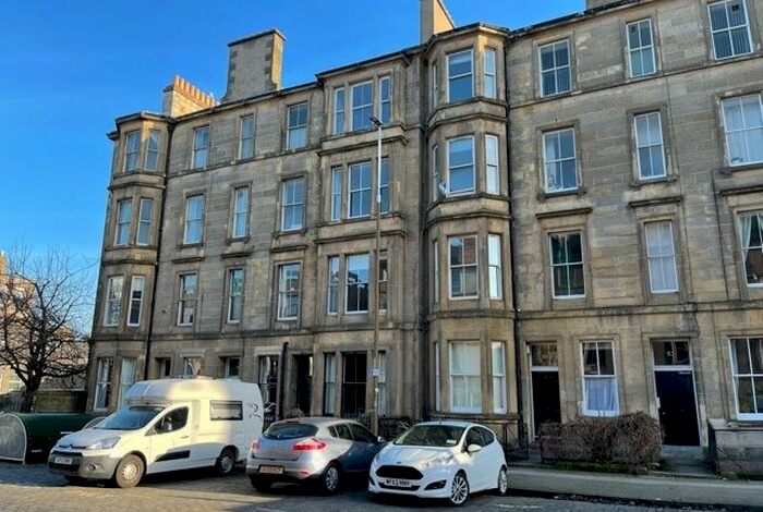 2 Bedroom Flat To Rent In East London Street, New Town, Edinburgh, EH7