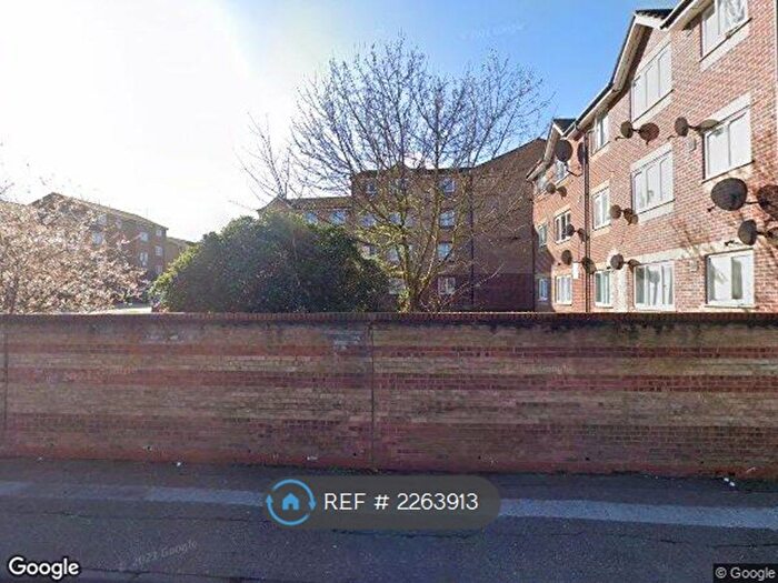 1 Bedroom Flat To Rent In Whigston Close, London, N18