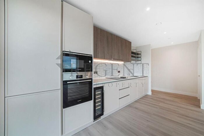 2 Bedroom Apartment To Rent In Cairncross House, Kidbrooke Village, SE3
