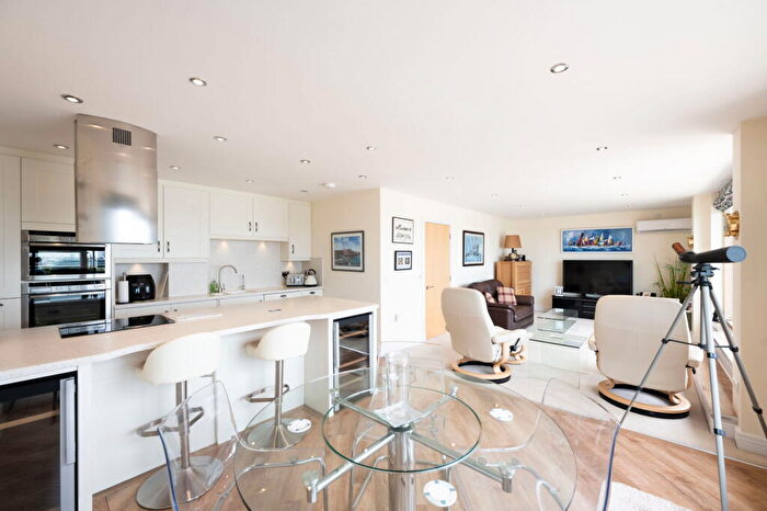 2 Bedroom Penthouse For Sale In Galleon Place, Weevil Lane, Gosport, PO12