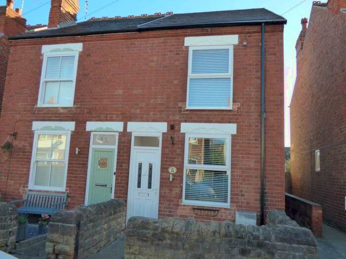 3 Bedroom Semi-Detached House To Rent In Doris Road, Ilkeston. DE7