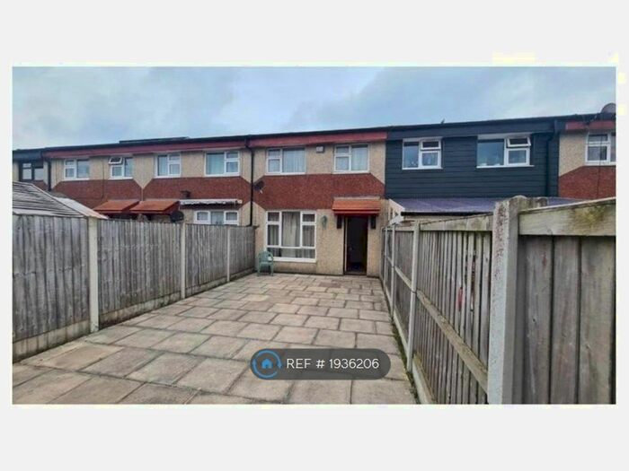 4 Bedroom Terraced House To Rent In Vulcan Close, Padgate, Warrington, WA2