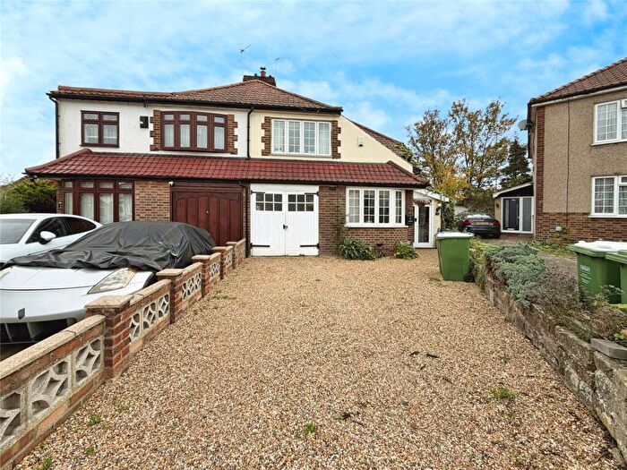 3 Bedroom Semi Detached House For Sale In Coronation Close, Bexley, DA5