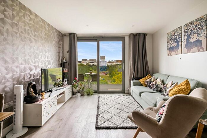 3 Bedroom Apartment For Sale In Parkside Court, London, E16